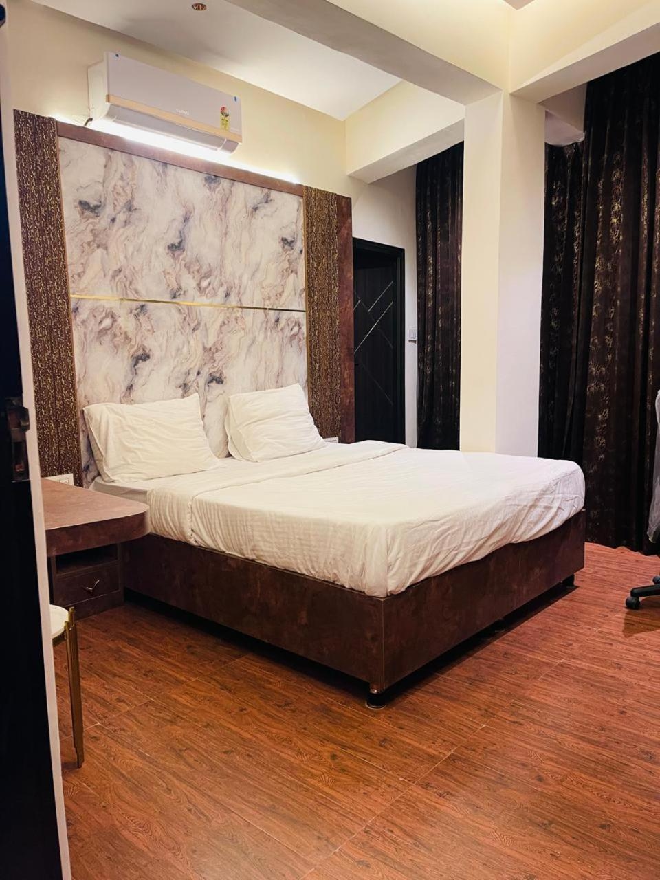 The Taaj Inn 벵갈루루 외부 사진