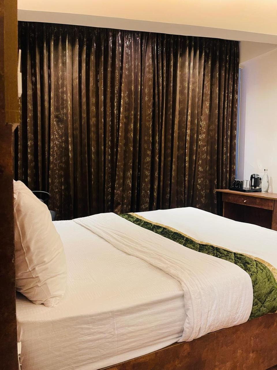 The Taaj Inn 벵갈루루 외부 사진